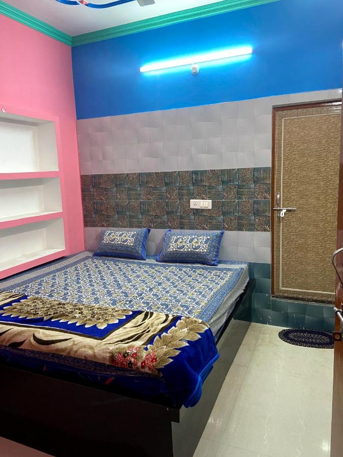 Garuda Guest House Varanasi Exteriör bild